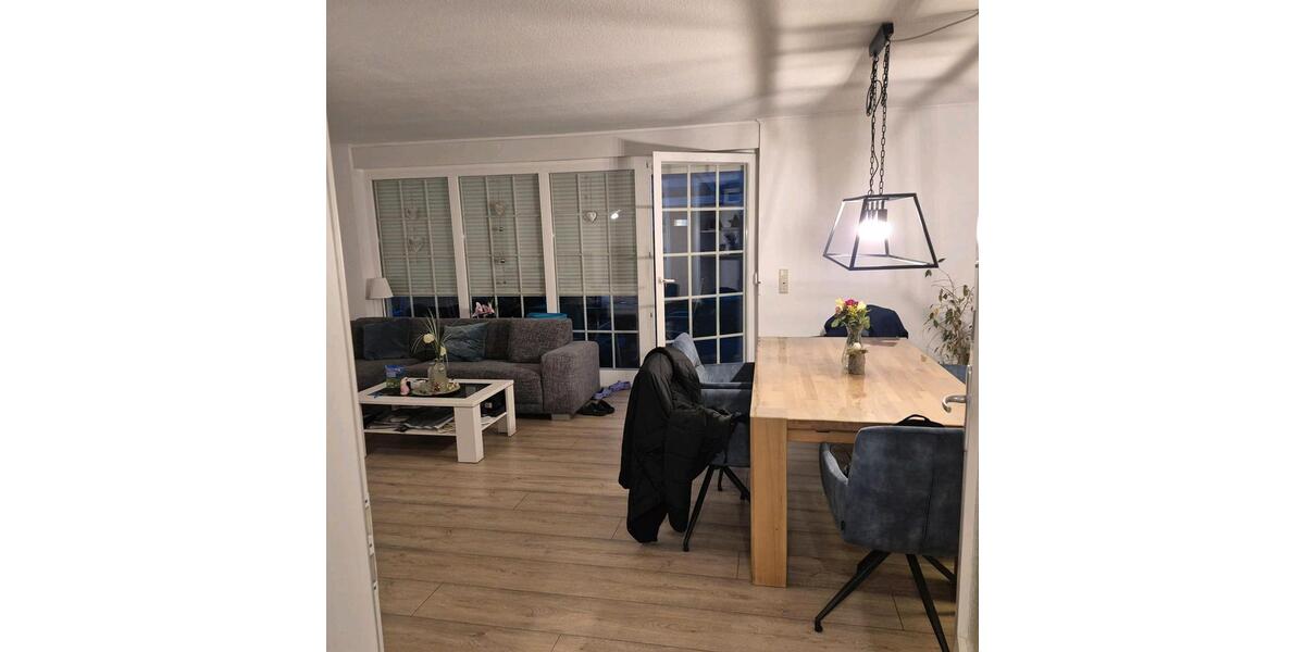 Doppelhaushälfte Stuhr - 4 Zimmer, 145 m&sup2;, 1.400&euro; | Angebot:26687477