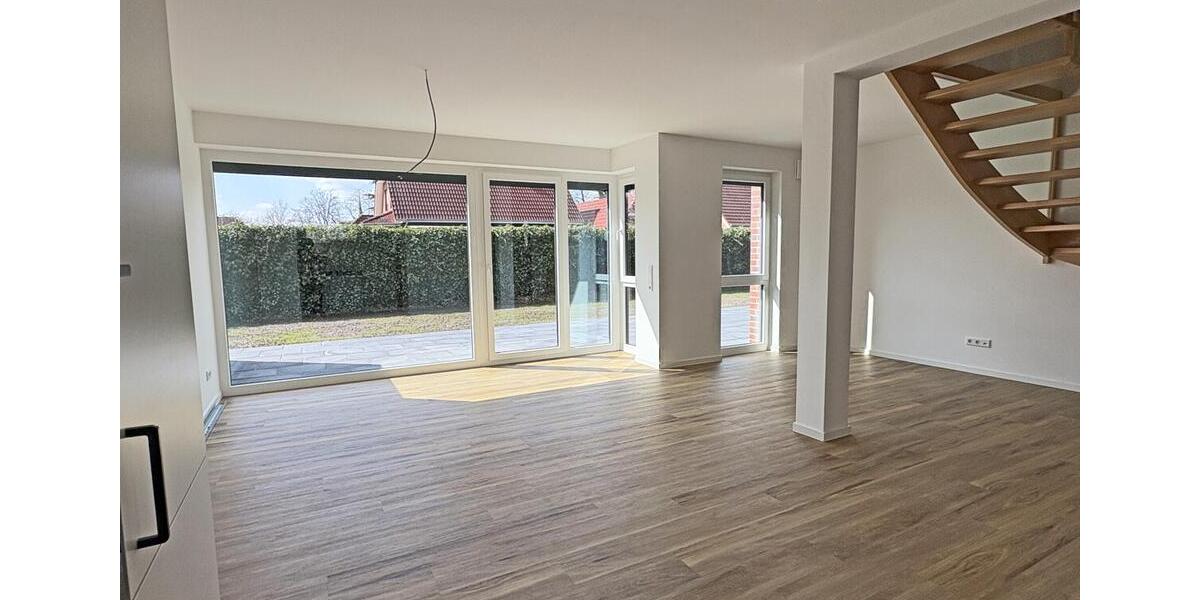 Etagenwohnung Saterland - 3 Zimmer, 130 m&sup2;, 1.310&euro; | Angebot:26453916