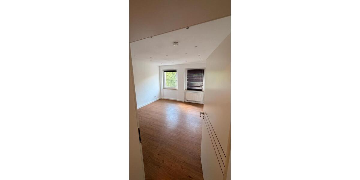 Wohnen auf Zeit Karlsruhe Hagsfeld - 3 Zimmer, 62 m&sup2;, 600&euro; | Angebot:26224693