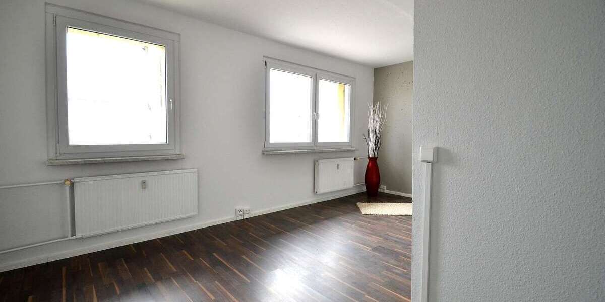 Etagenwohnung Halle (Saale) Südstadt - 3 Zimmer, 57 m&sup2;, 460&euro; | Angebot:27116564