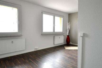 Wohnung Halle (Saale) Südstadt - 3 Zimmer, 57 m&sup2;, 460&euro; | Angebot:27116564