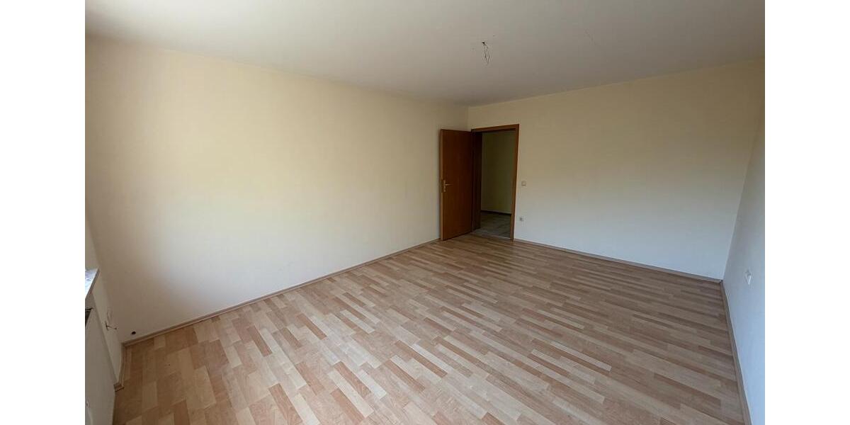 Etagenwohnung Essenbach - 4 Zimmer, 103 m&sup2;, 1.250&euro; | Angebot:26413742