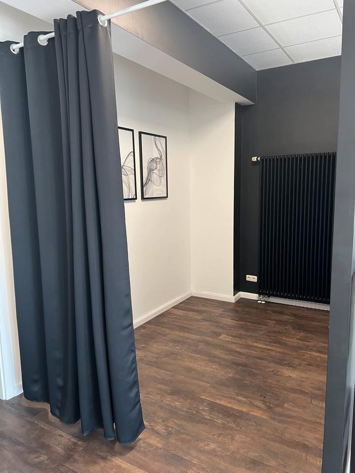 Raum im Kosmetikstudio zur Untermiete