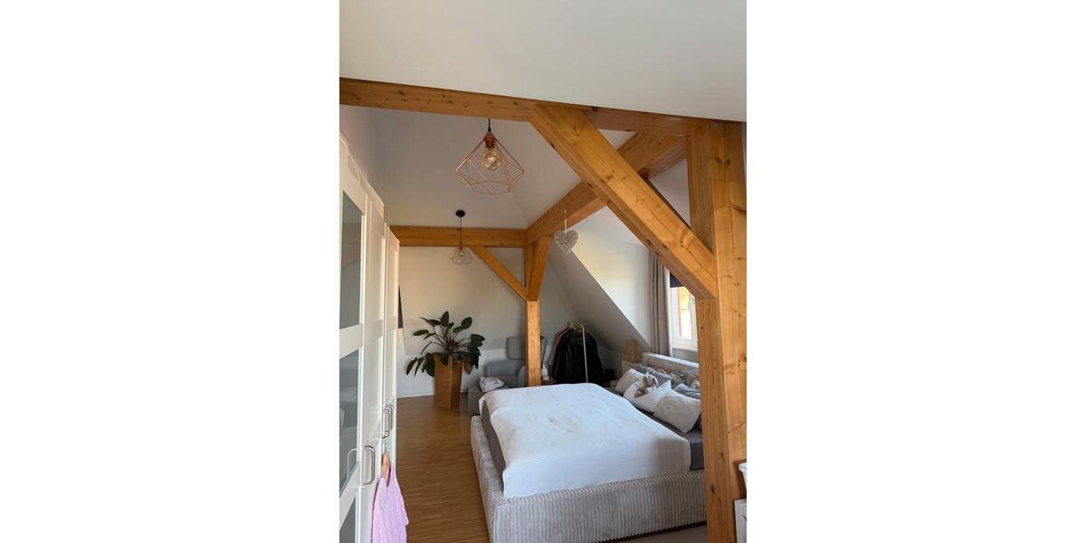 Dachgeschoßwohnung Berlin Spandau - 2 Zimmer, 80 m&sup2;, 1.320&euro; | Angebot:26705667