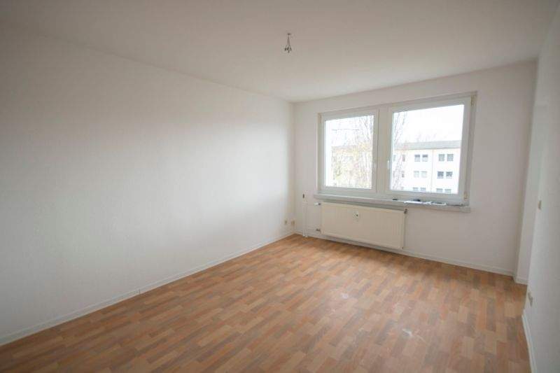 Nachnutzer gesucht! Schöne, kleine Wohnung in Trotha ... 2 zimmer