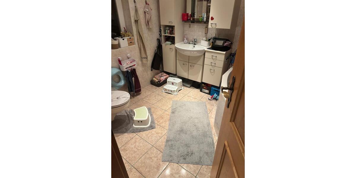 Einfamilienhaus Berkatal - 5 Zimmer, 135 m&sup2;, 750&euro; | Angebot:24345088