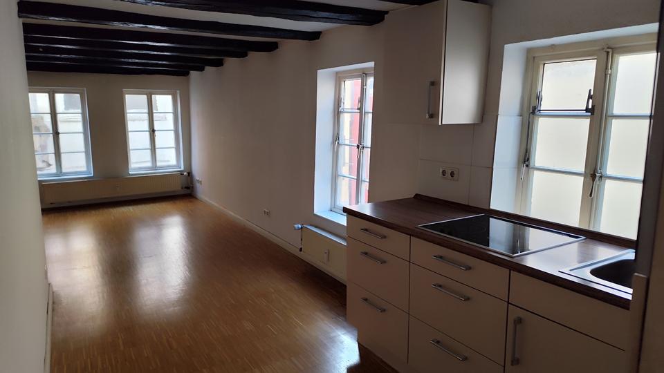 Etagenwohnung Bremen - 2 Zimmer, 67 m&sup2;, 850&euro; | Angebot:26231569