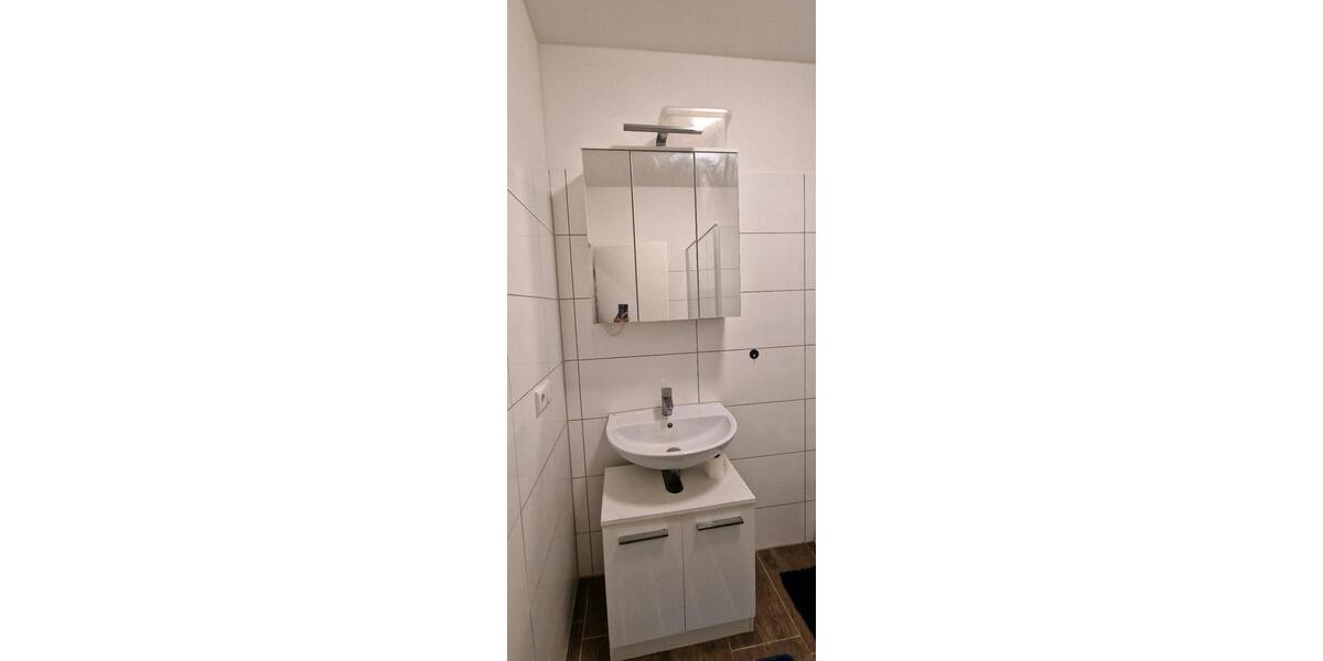 Etagenwohnung Schkeuditz - 1 Zimmer, 18 m&sup2;, 650&euro; | Angebot:25793056