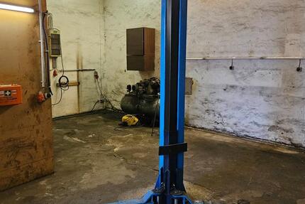 KFZ-Werkstatt in Duisburg -nur an Gewerbetreibende- zu vermieten zimmer