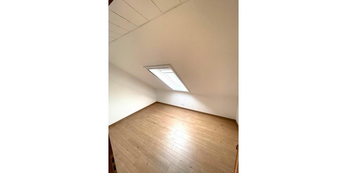 Dachgeschoßwohnung Aspach - 3 Zimmer, 92 m&sup2;, 950&euro; | Angebot:26354844