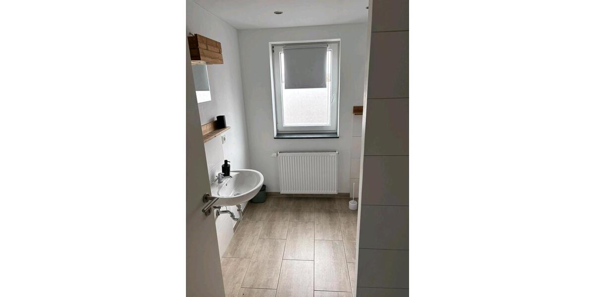 Wohnen auf Zeit Gummersbach Berstig Süd - 2 Zimmer, 55 m&sup2;, 17&euro; | Angebot:25370127