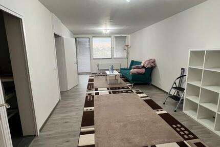 Helle 2-Zimmer Wohnung sehr zentrale Lage alles zum Fuß erreichba zimmer