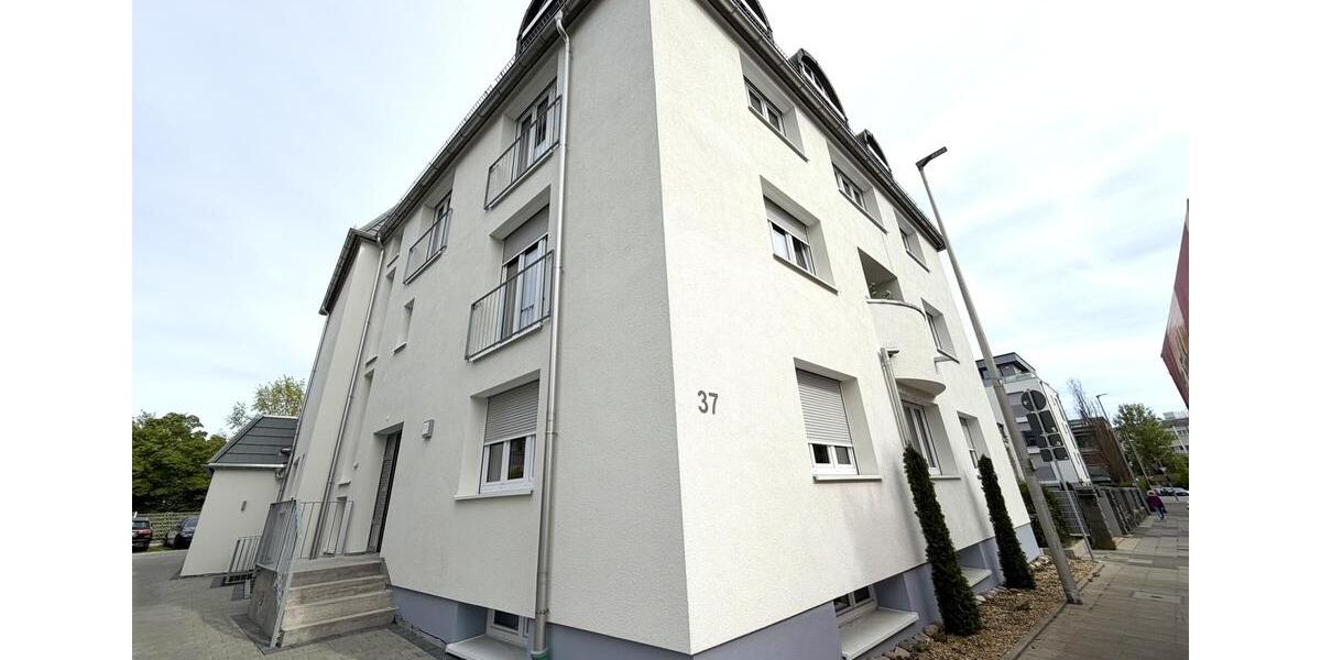 Erdgeschoßwohnung Sindelfingen - 2 Zimmer, 89 m&sup2;, 1.180&euro; | Angebot:26532469