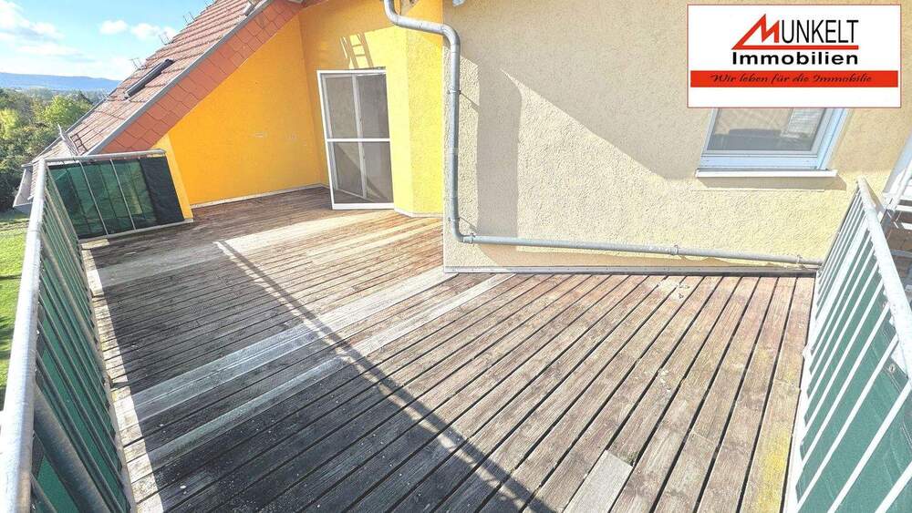 Etagenwohnung Riethnordhausen b Sangerhausen Riethnordhausen - 3 Zimmer, 88 m&sup2;, 530&euro; | Angebot:25696753