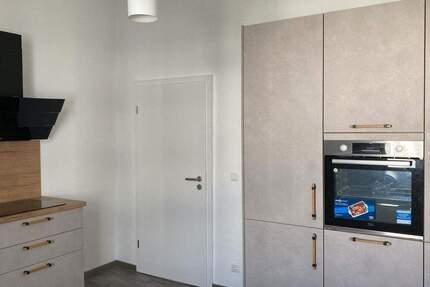Helle 2 Zimmerwohnung mit Einbauküche 2 zimmer
