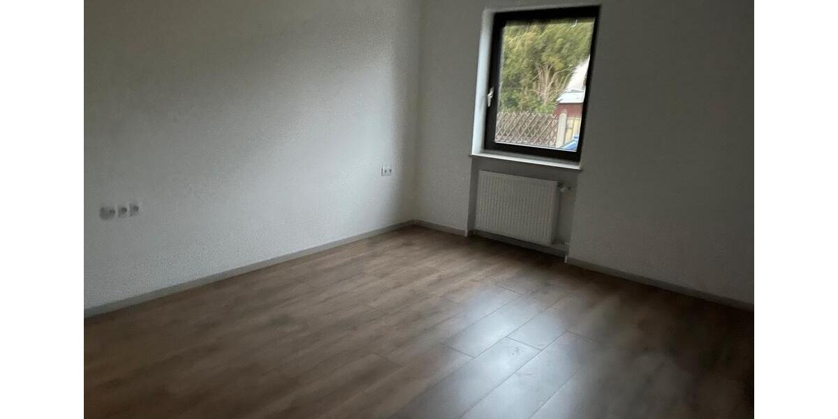 Erdgeschoßwohnung Bad Windsheim - 4 Zimmer, 125 m&sup2;, 1.200&euro; | Angebot:26413721