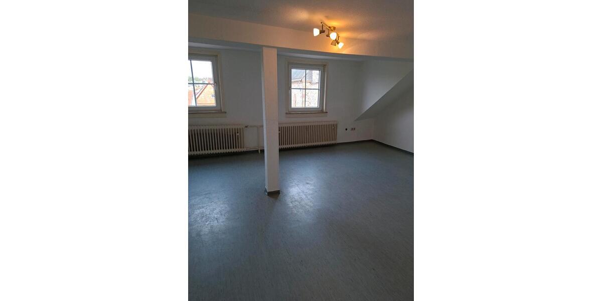 Etagenwohnung Alsfeld - 2 Zimmer, 78 m&sup2;, 700&euro; | Angebot:26500007