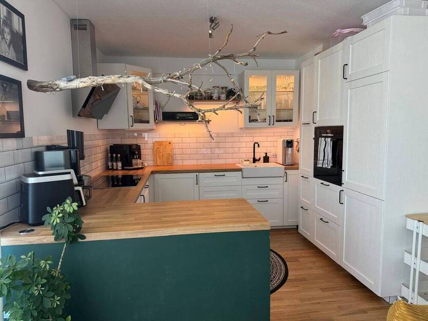 Helle 3-Zimmer-Wohnung mit Balkon!