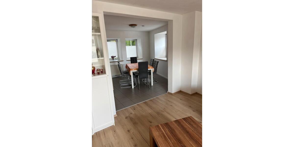 Einfamilienhaus Pronsfeld - 4 Zimmer, 110 m&sup2;, 1.150&euro; | Angebot:25833957