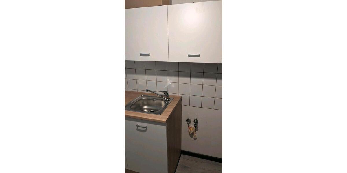Erdgeschoßwohnung Wettin-Löbejün Löbejün - 2.5 Zimmer, 45 m&sup2;, 270&euro; | Angebot:26235448