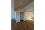 Dachgeschoßwohnung Mönchengladbach Süd - 3 Zimmer, 97 m&sup2;, 1.500&euro; | Angebot:26101906