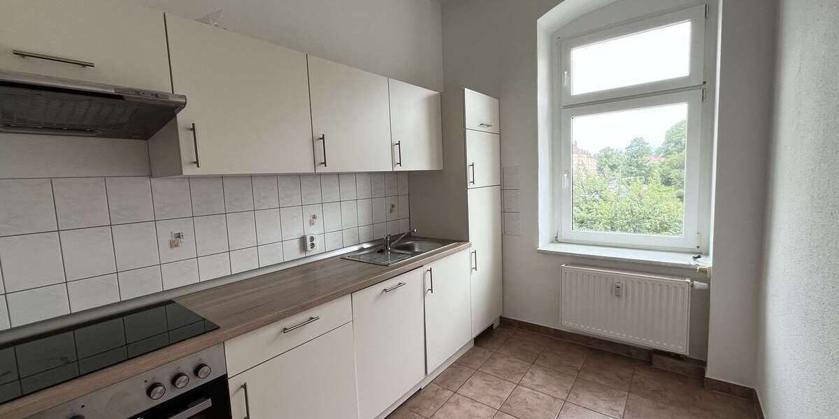 Etagenwohnung Chemnitz Lutherviertel - 2 Zimmer, 66 m&sup2;, 424&euro; | Angebot:27061351