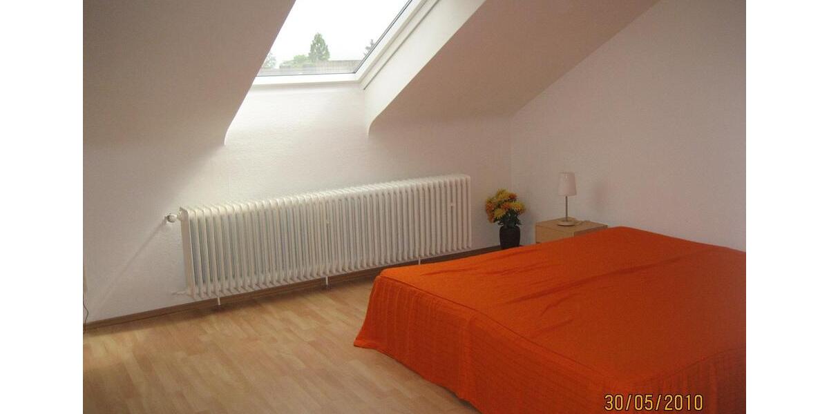 Dachgeschoßwohnung Neuss Augustinusviertel - 2.5 Zimmer, 60 m&sup2;, 695&euro; | Angebot:24603843