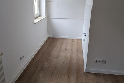 Wohnung Meerane - 1 Zimmer, 23 m&sup2;, 210&euro; | Angebot:17743011