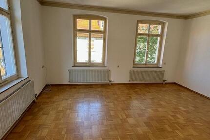 Wohnung Biberach an der Riß - 6 Zimmer, 192 m&sup2;, 450&euro; | Angebot:25219333
