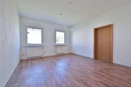 Wohnung zum Mieten in Bärenstein 285 € 57.51 m²