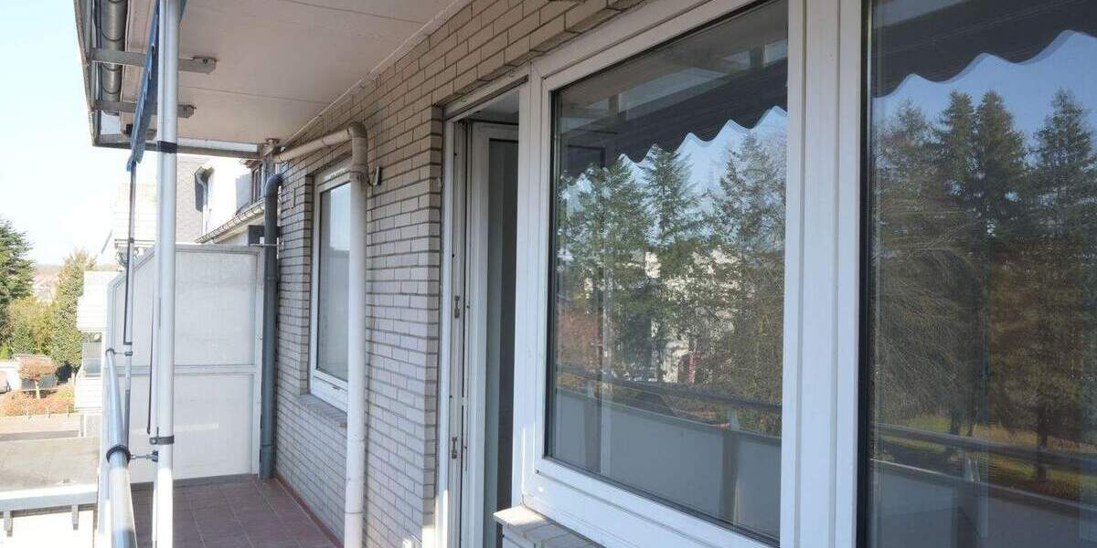 Etagenwohnung Bremen Woltmershausen - 2 Zimmer, 67 m&sup2;, 790&euro; | Angebot:25780350