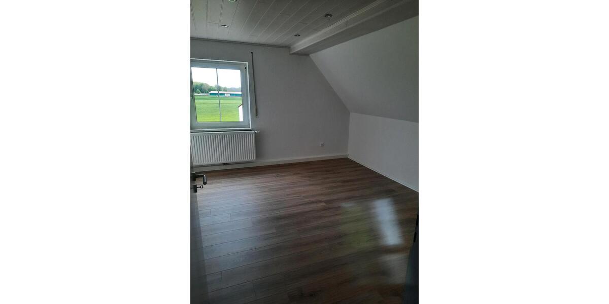Dachgeschoßwohnung Buttenwiesen - 3 Zimmer, 61 m&sup2;, 930&euro; | Angebot:26580914