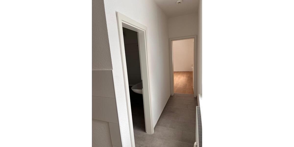 Erdgeschoßwohnung Neuruppin - 2 Zimmer, 63 m&sup2;, 980&euro; | Angebot:25143499