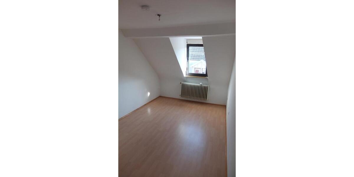 Schöne Maisonettewohnung = Haus im Haus gewerblich geeignet als Mitarbeiter-Unterkunft 7 zimmer