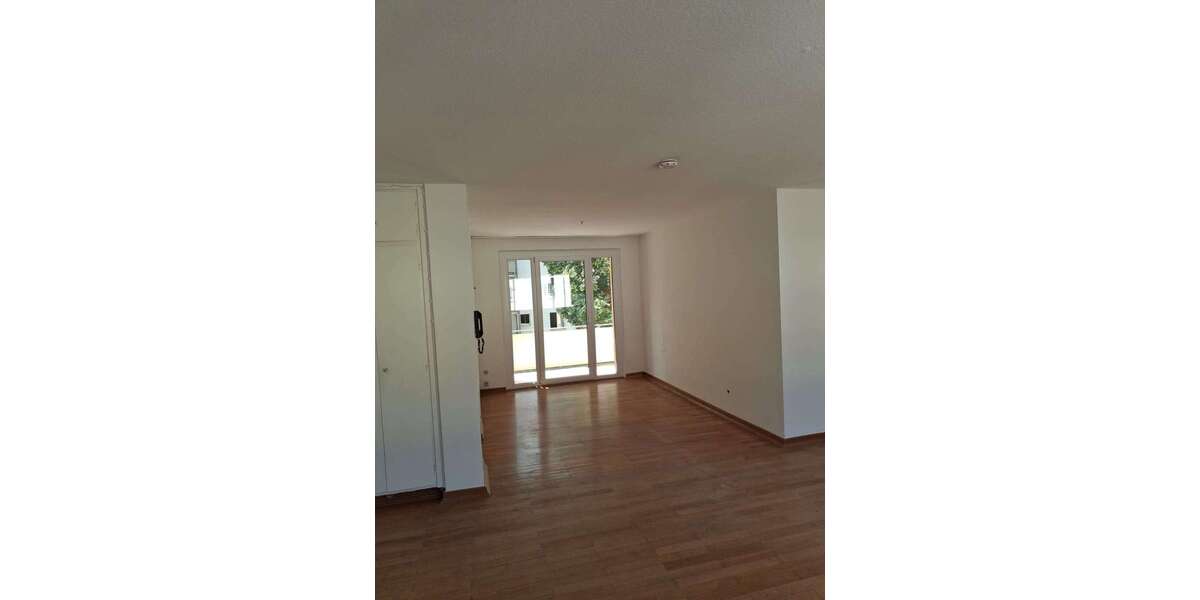 Etagenwohnung Feldkirchen-Mitterharthausen Mitterharthausen - 3 Zimmer, 85 m&sup2;, 580&euro; | Angebot:27167344