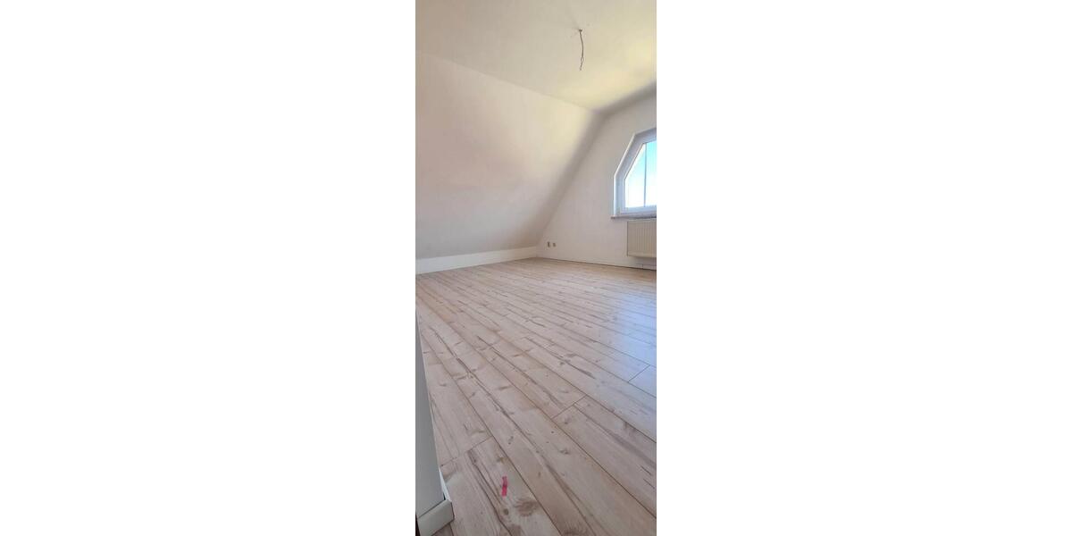 Maisonettenwohnung Oschersleben (Bode) - 4 Zimmer, 134 m&sup2;, 1.200&euro; | Angebot:26379988